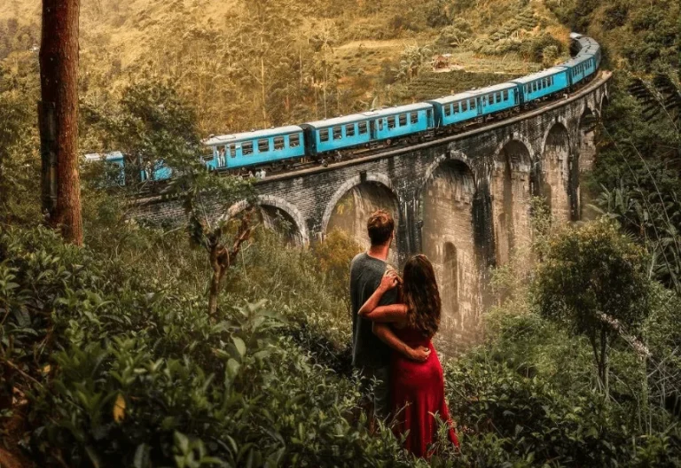 Honeymoon Vibes 11 nine arch bridge in ella